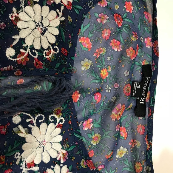 Embroidered Boho Top - Picture 2 of 6